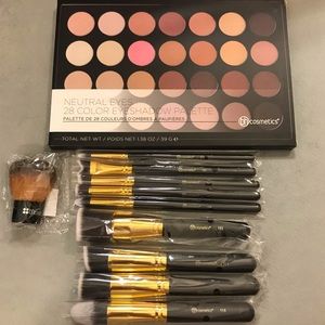 BH Cosmetics Brush & Palette Set ( brand new )